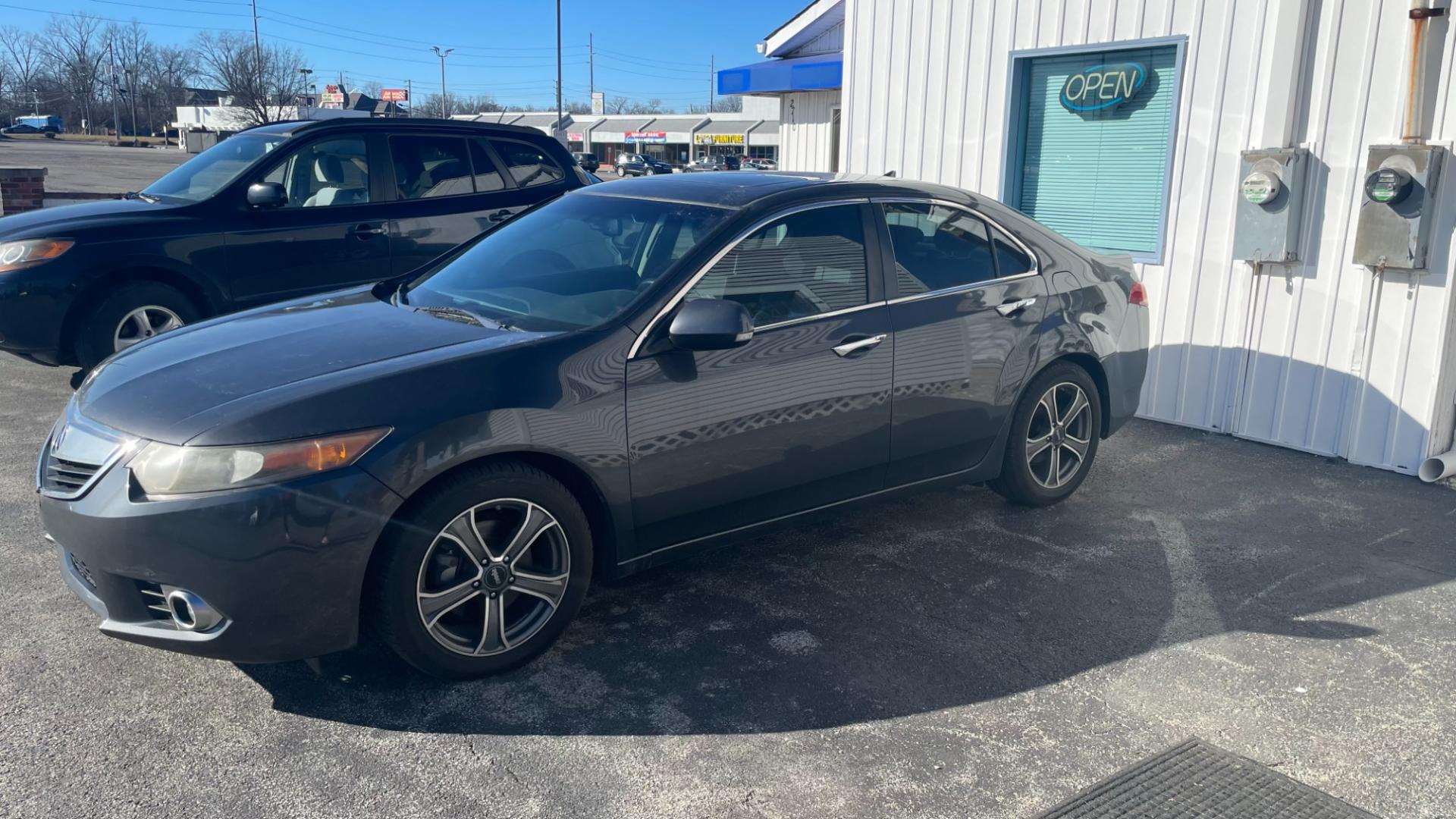 2011 Gray /BLACK Acura TSX (JH4CU2F60BC) with an 2.4L L4 DOHC 16V engine, 4-Speed Automatic transmission, located at 2710A Westlane Rd., Indianapolis, IN, 46268, (317) 291-2000, 39.885670, -86.208160 - Photo#2